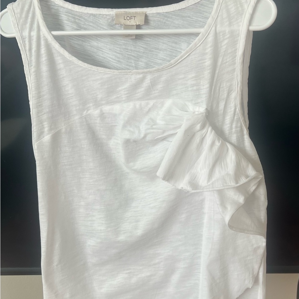 LOFT Women's White Sleeveless Top with Ruffle Accent Size M